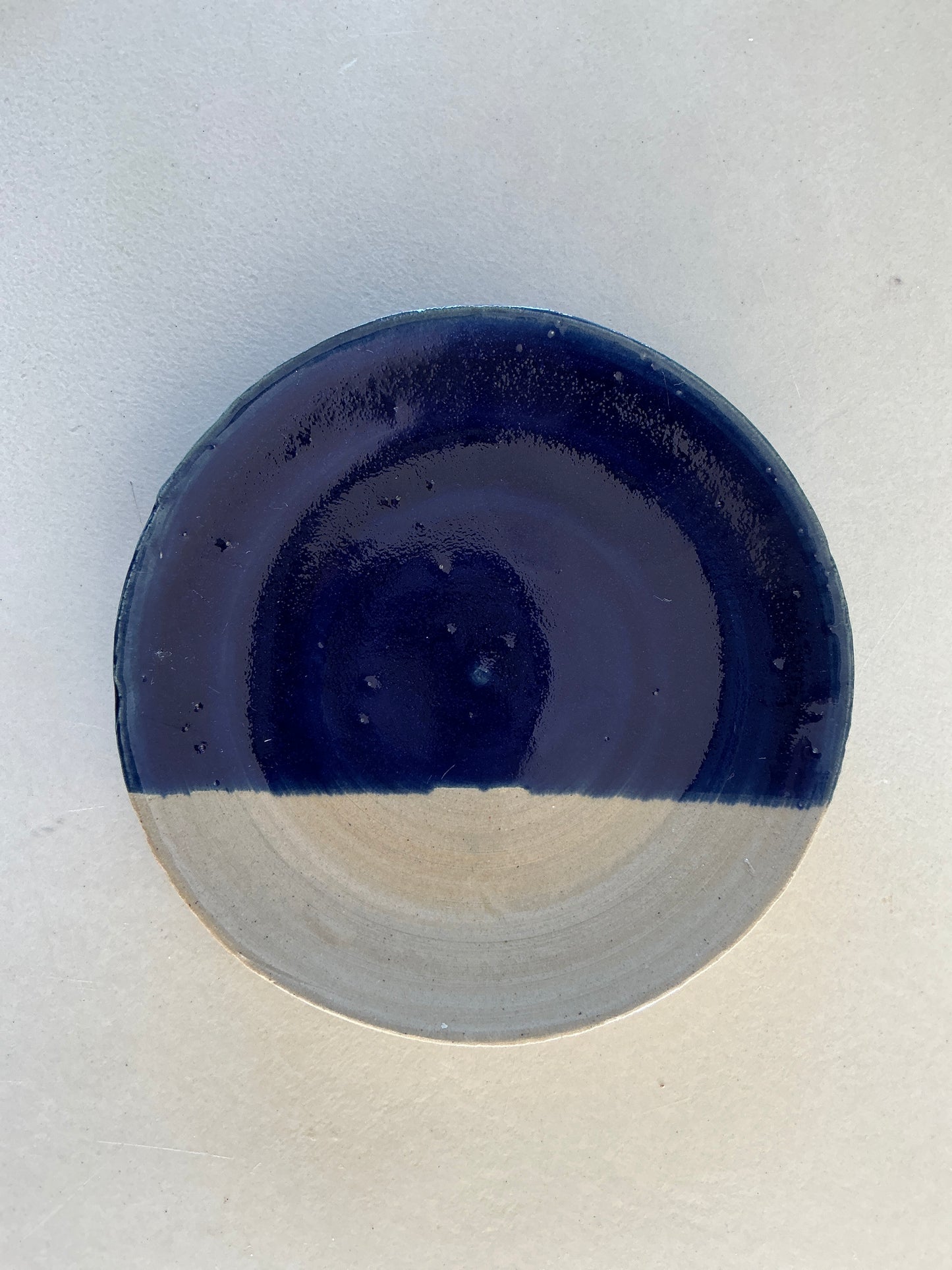 Assiettes asymétriques - Céramiques faits main